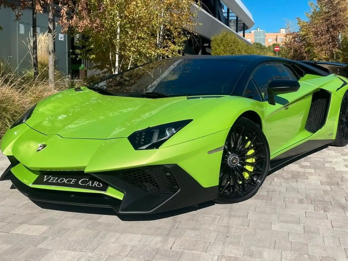 Lamborghini Aventador 6.5 V12 LP 7504 Superveloce Grün - 1