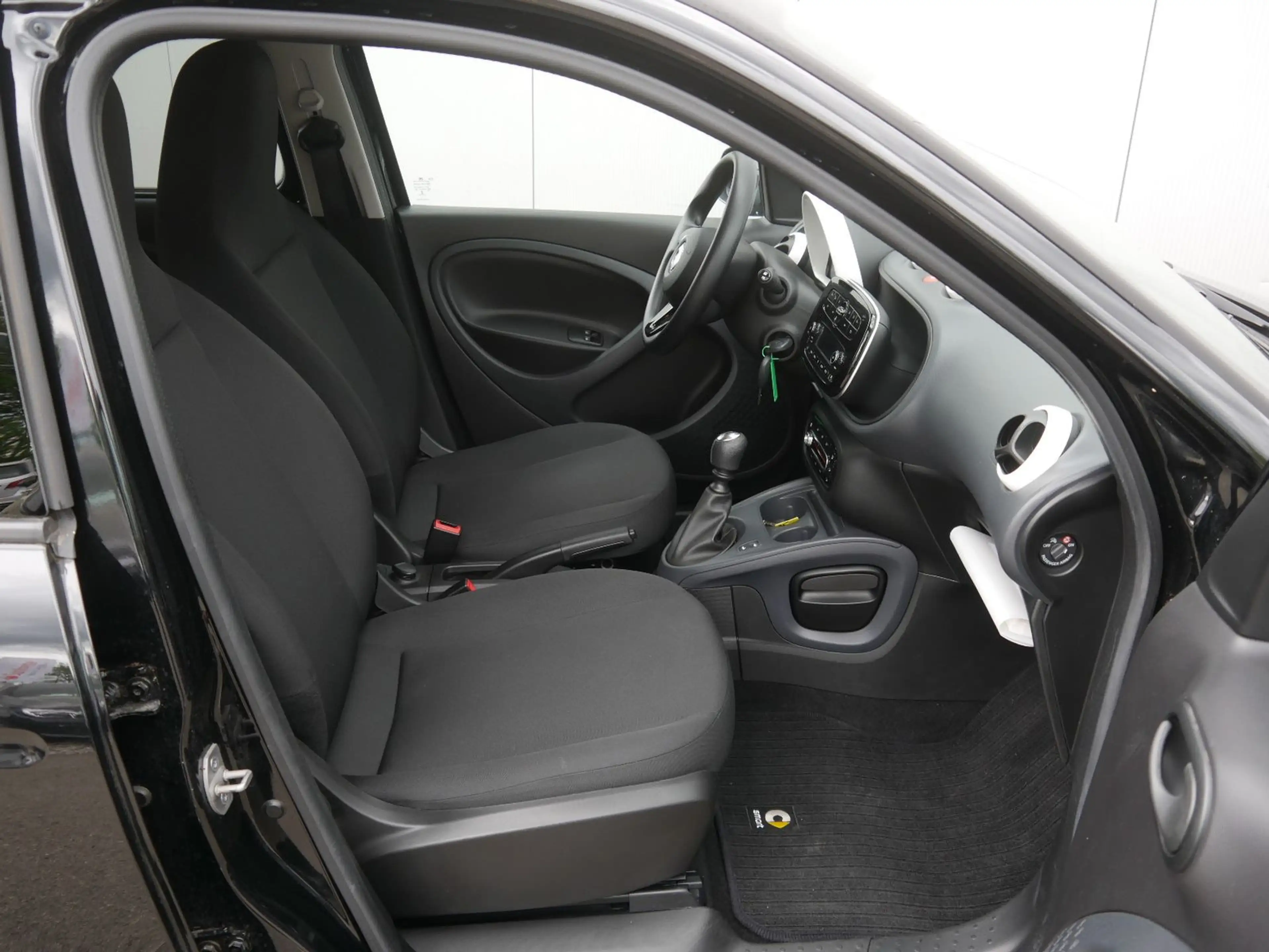 smart forFour 0.9 Turbo 90PS KLIMA/PDC/FALTDACH — photo 15