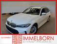 BMW 318 i M Sport HUD*ACC*Kamera*AHK*LED*Alcantara Weiß - thumbnail 1