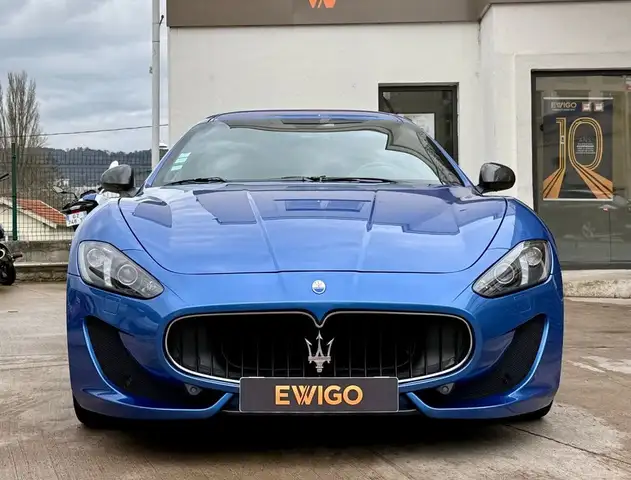 Maserati Granturismo view 6