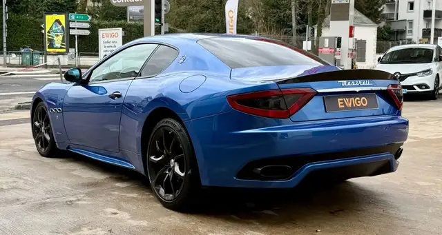 Maserati Granturismo view 4