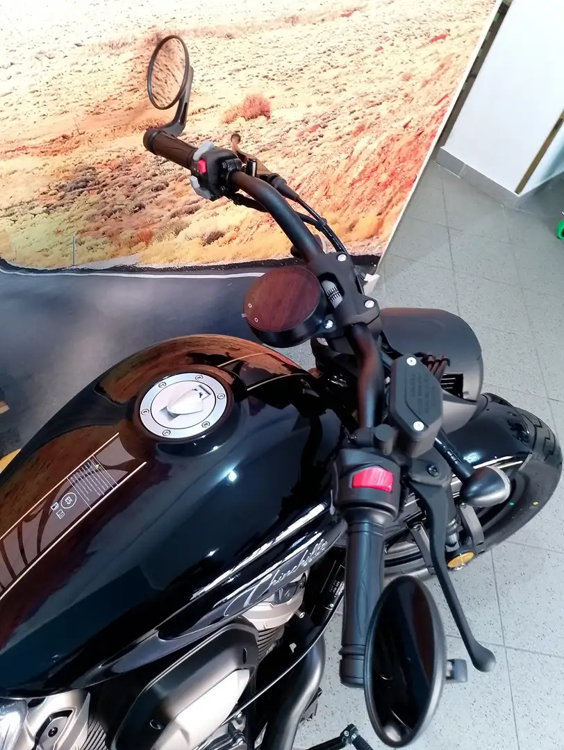 Benda Chinchilla 500 Noir - 2