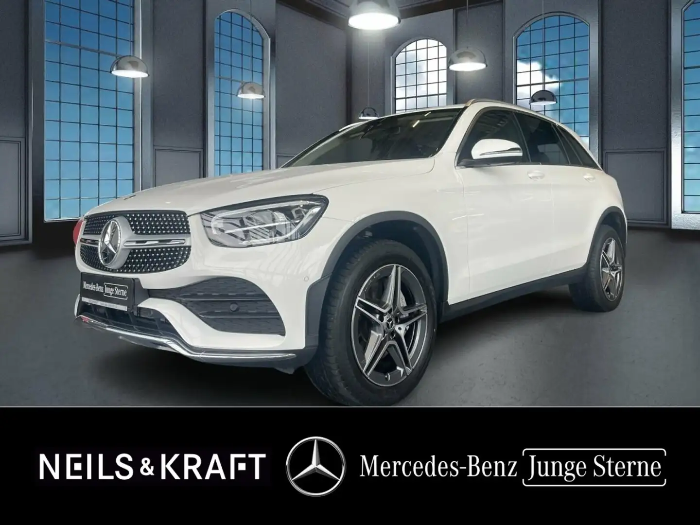 Mercedes-Benz GLC 300 e 4MATIC AMG+TOTW+AHK+DISTRONIC+KAM+LED Blanc - 1