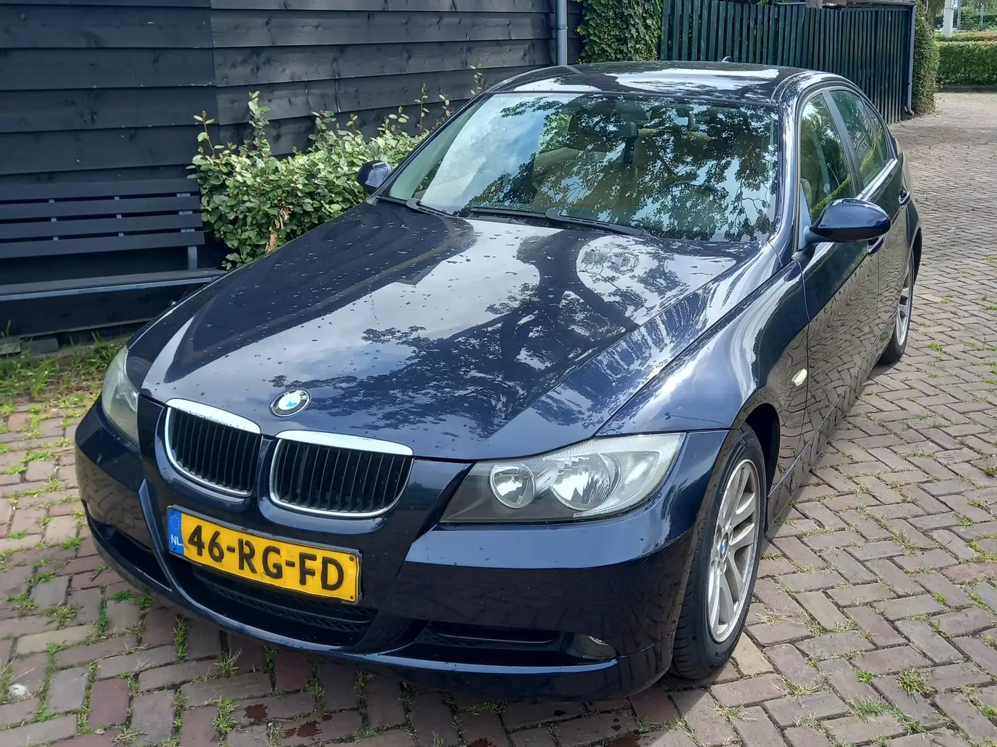 BMW 320 330 320i Blue - 1