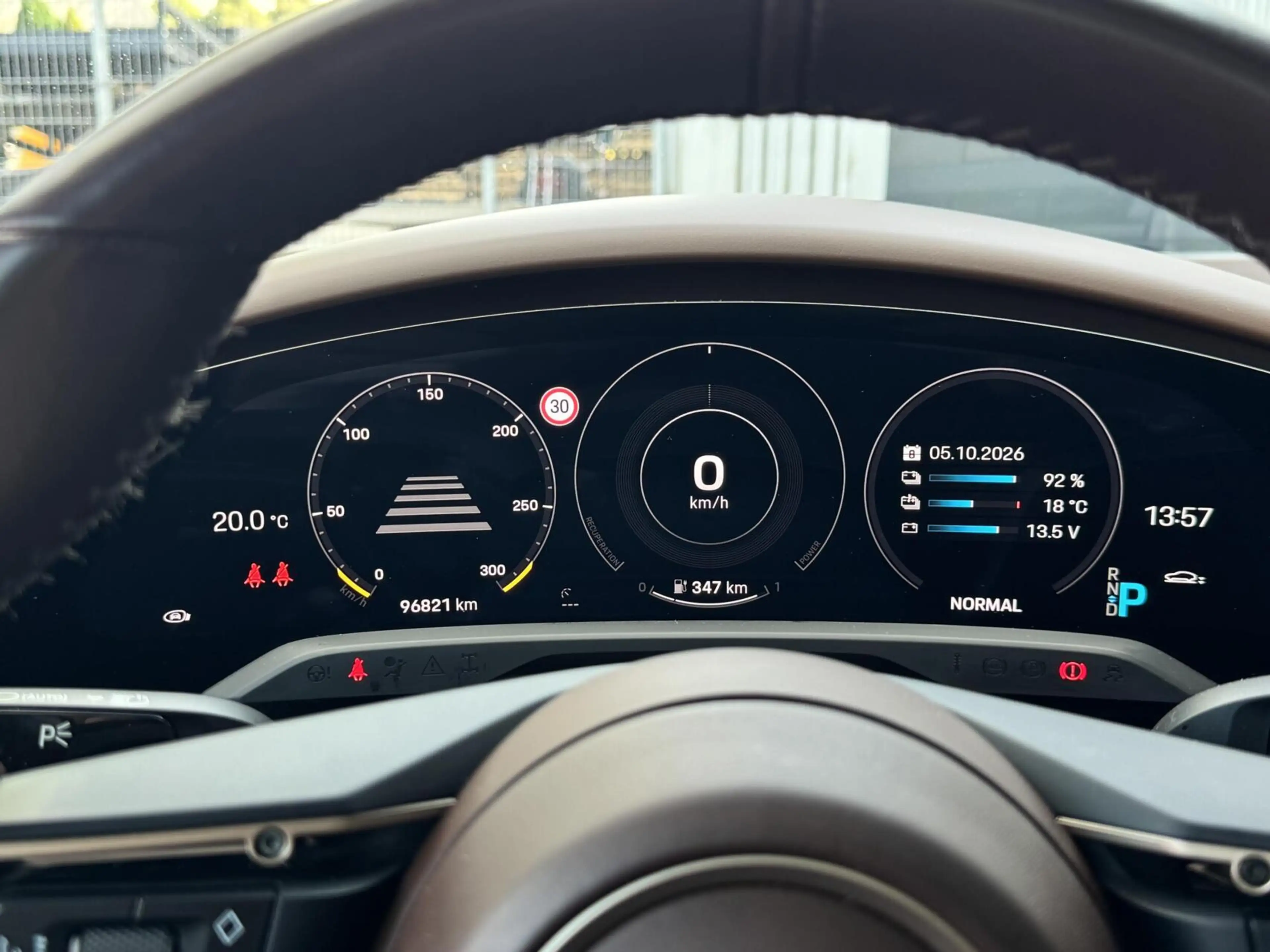 Porsche Taycan |Performance Battery Plus 93 kW|Sport Chrono|Pano| — photo 13