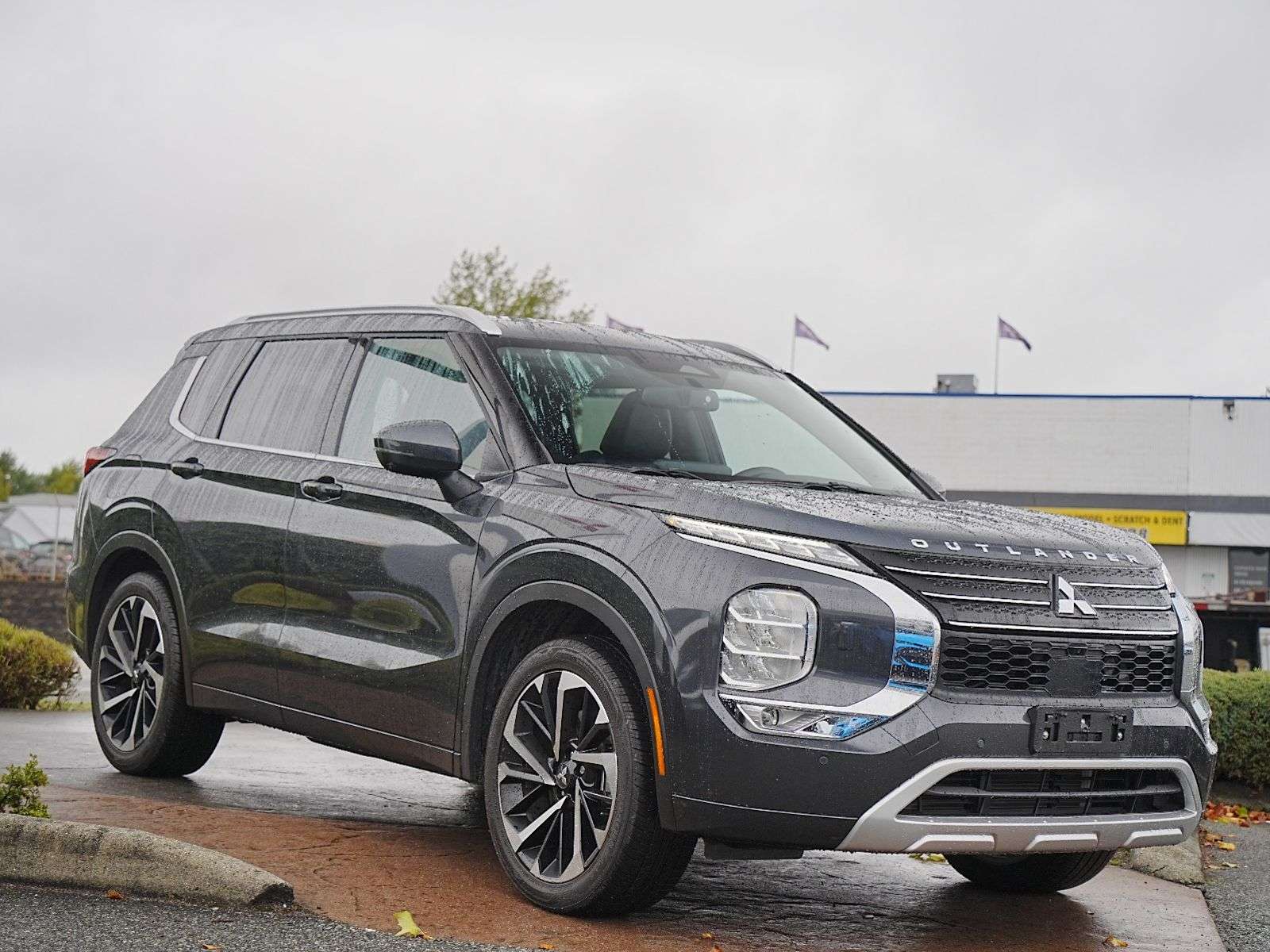 2024 Mitsubishi Outlander
