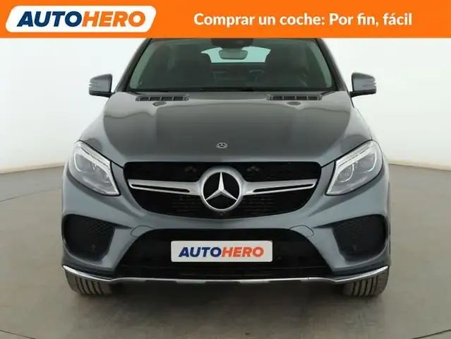 Mercedes-Benz GLE view 9