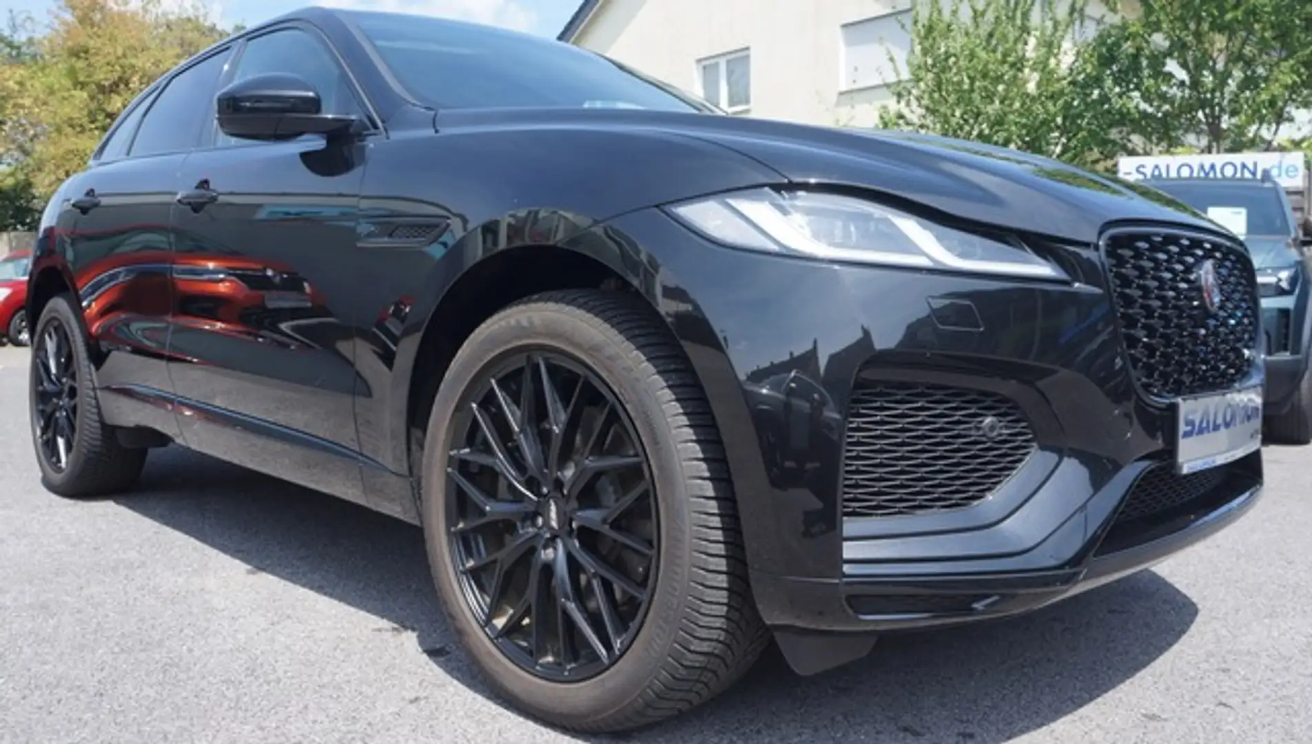 Jaguar F-Pace P400e R-DynamicS AWD Plug-In Hybrid 21Zoll Černá - 1