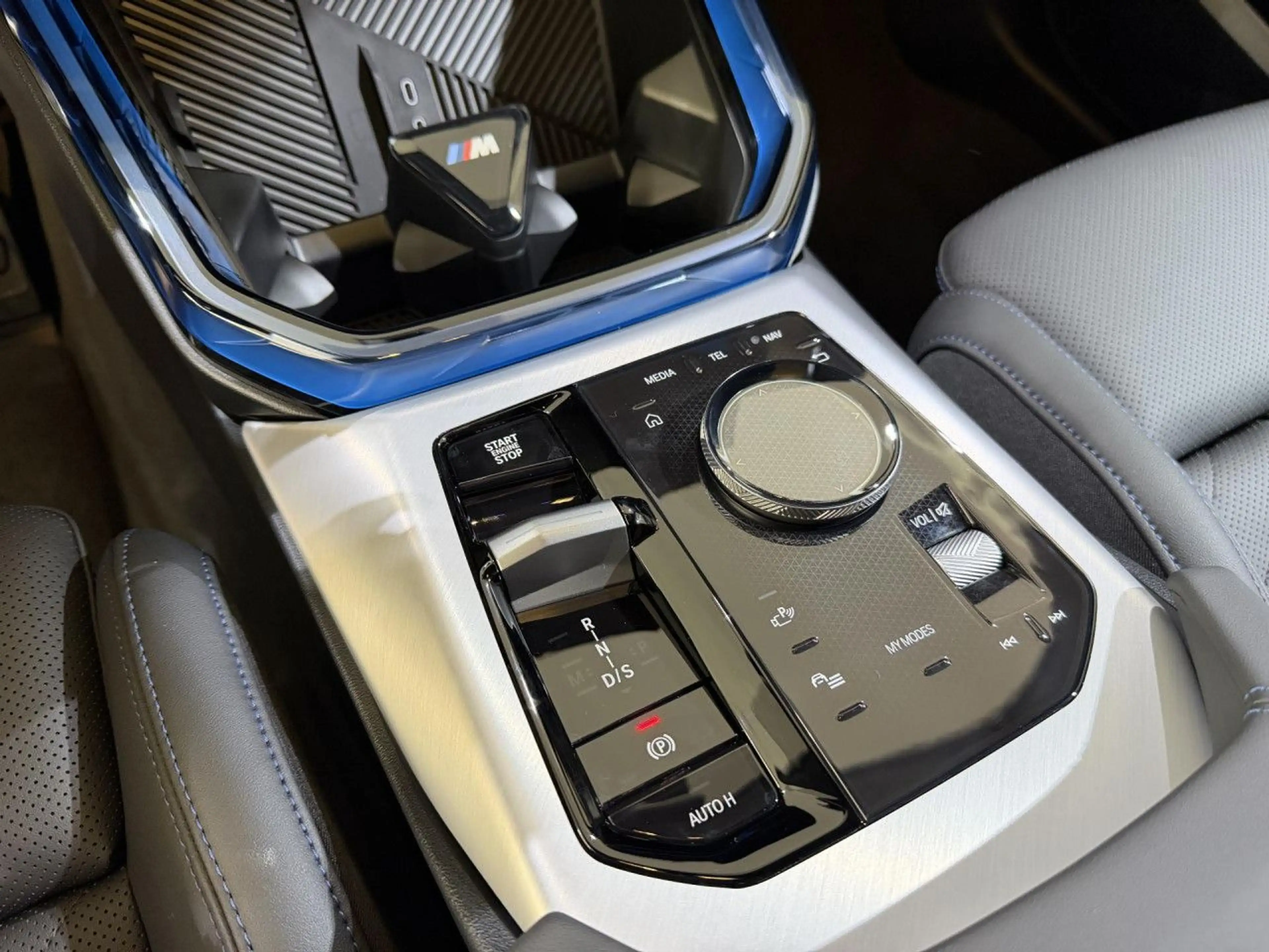 BMW X3 20d xDr. M Sport Pro HUD ACC AHK Har/Kar 20" — photo 15