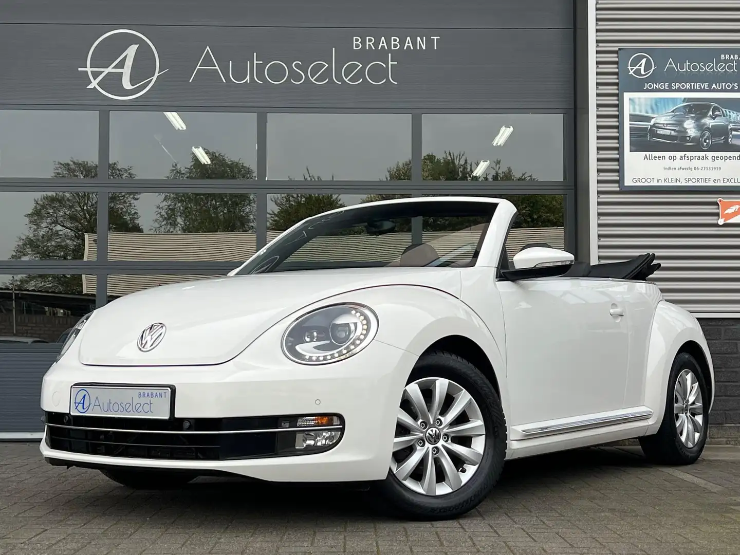 Volkswagen Beetle Cabriolet 1.2 TSI Design Clima Cruise LED Navi Wit - 1