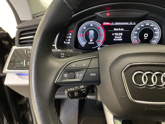 Audi Q8 view 22