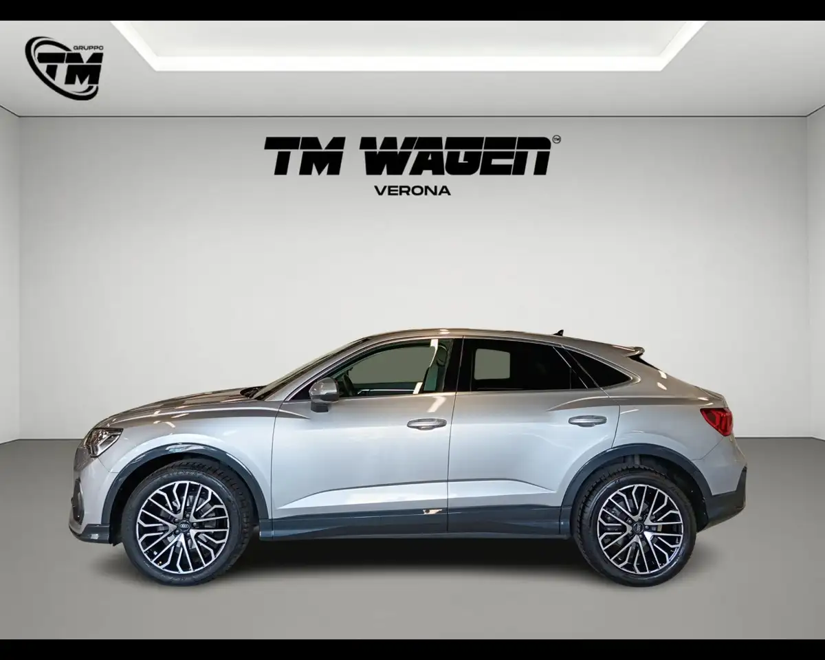 2023 Audi Q3 SPB 35 TDI quattro S tronic Business Plus, photograph 2