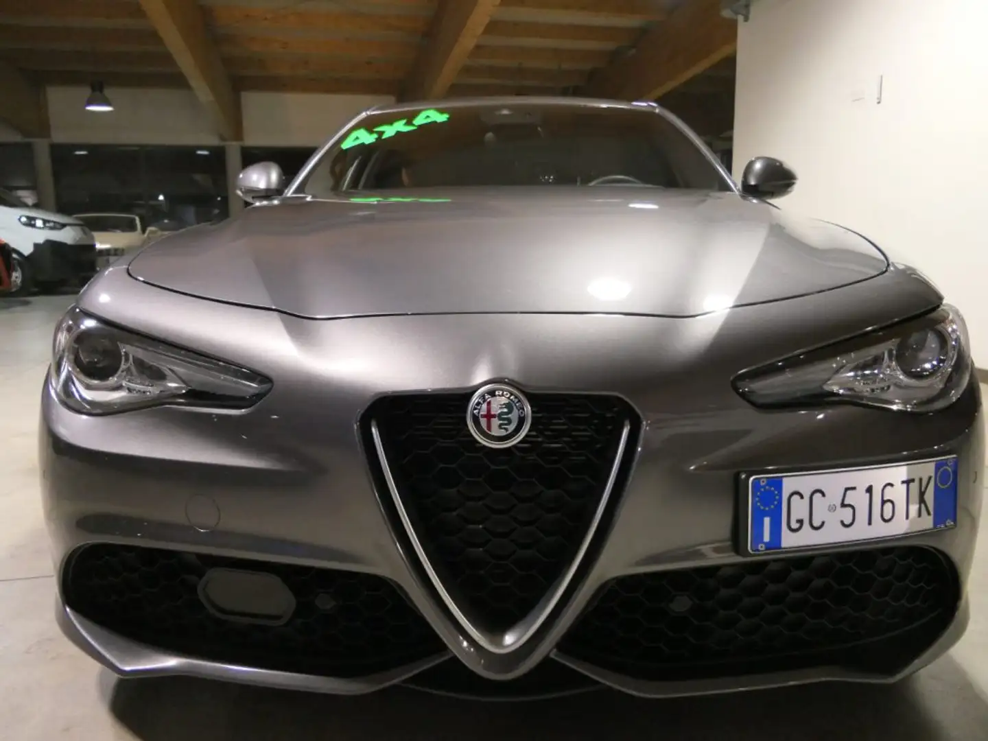 Alfa Romeo Giulia 2.0 Turbo 280 CV AT8 AWD Q4 Veloce Grigio - 2