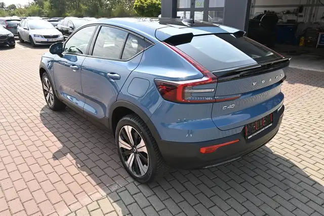 Volvo C40 view 11