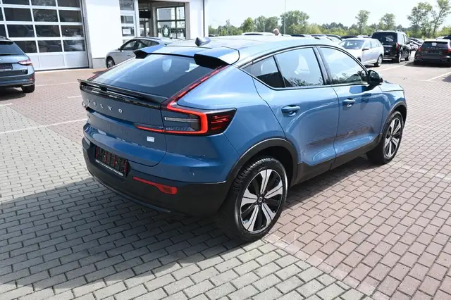 Volvo C40 view 6