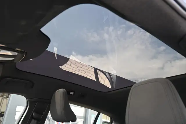 Volvo C40 view 15
