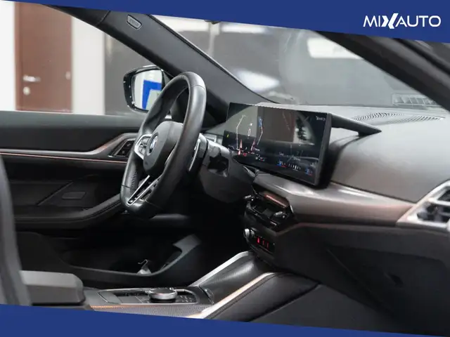 BMW 4 Series view 17