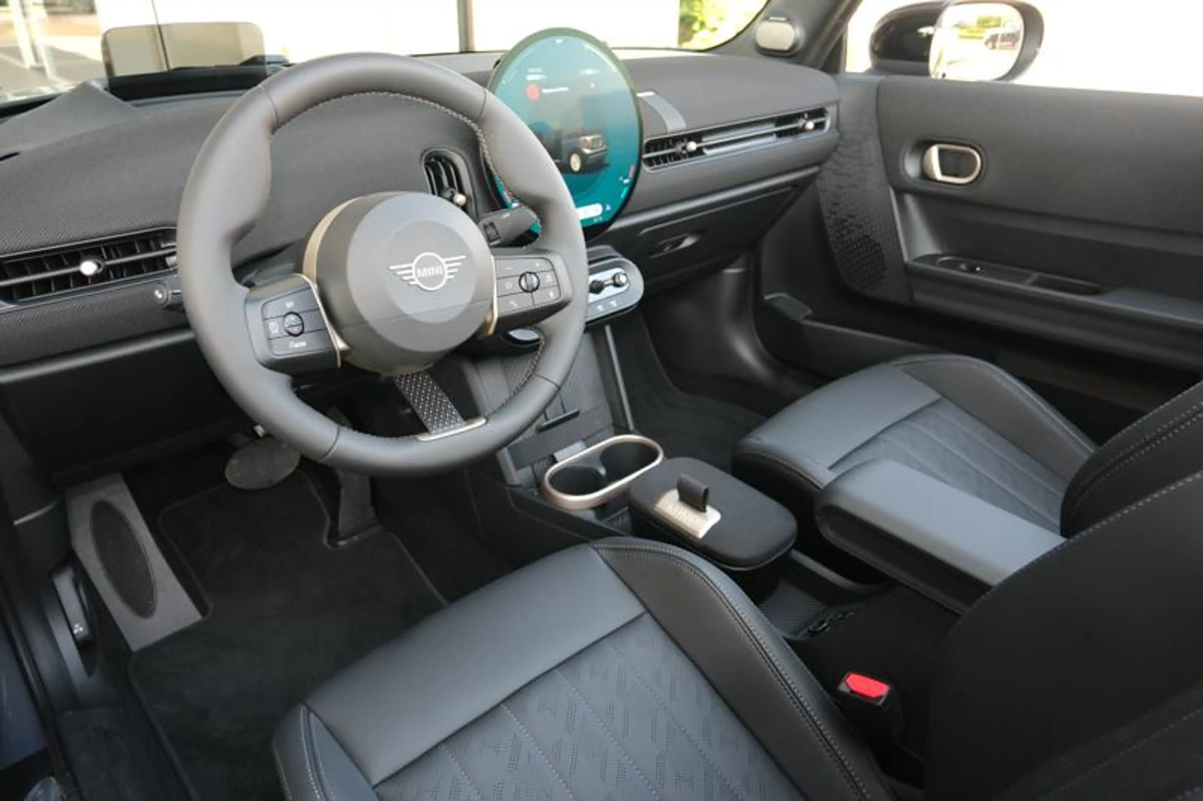 MINI Cooper Cabrio Cooper C Cabrio Favoured | H&K | HUD | — photo 6