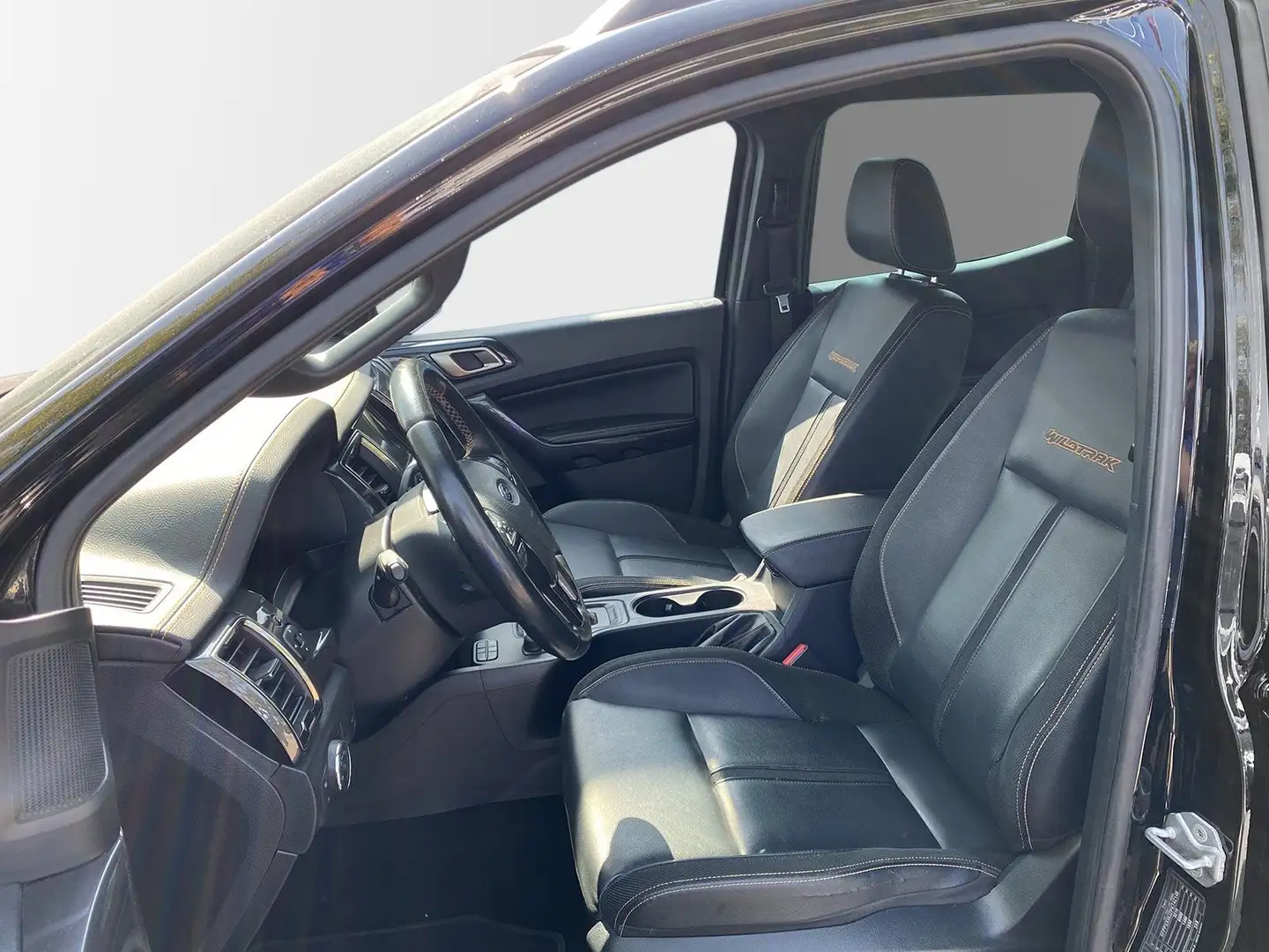 Ford Ranger Wildtrak Doppelkabine 4x4 Schwarz - 2