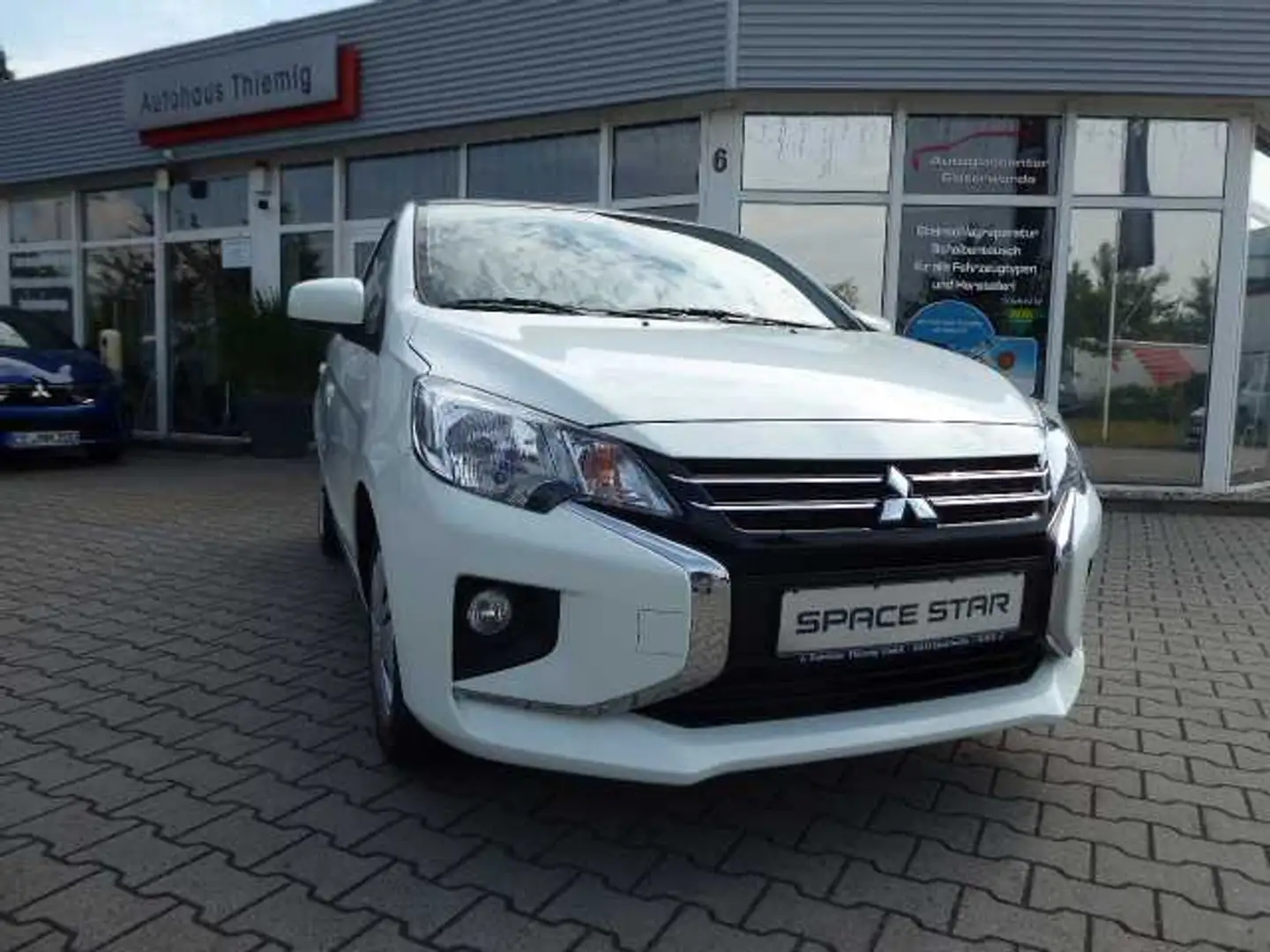 Mitsubishi Space Star Select 1.2 MIVEC 5-Gang Blanc - 1