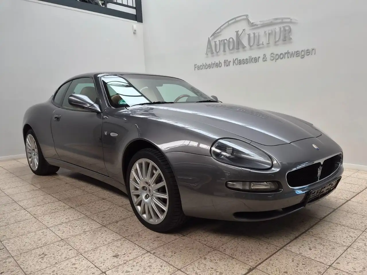 Maserati 4200