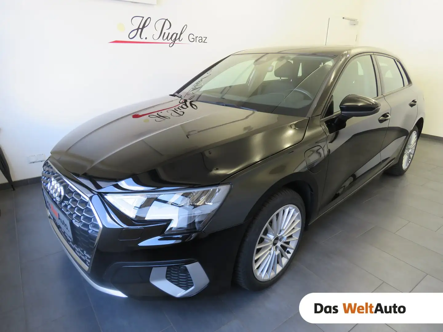 Audi A3 40 TFSI e advanced Noir - 1