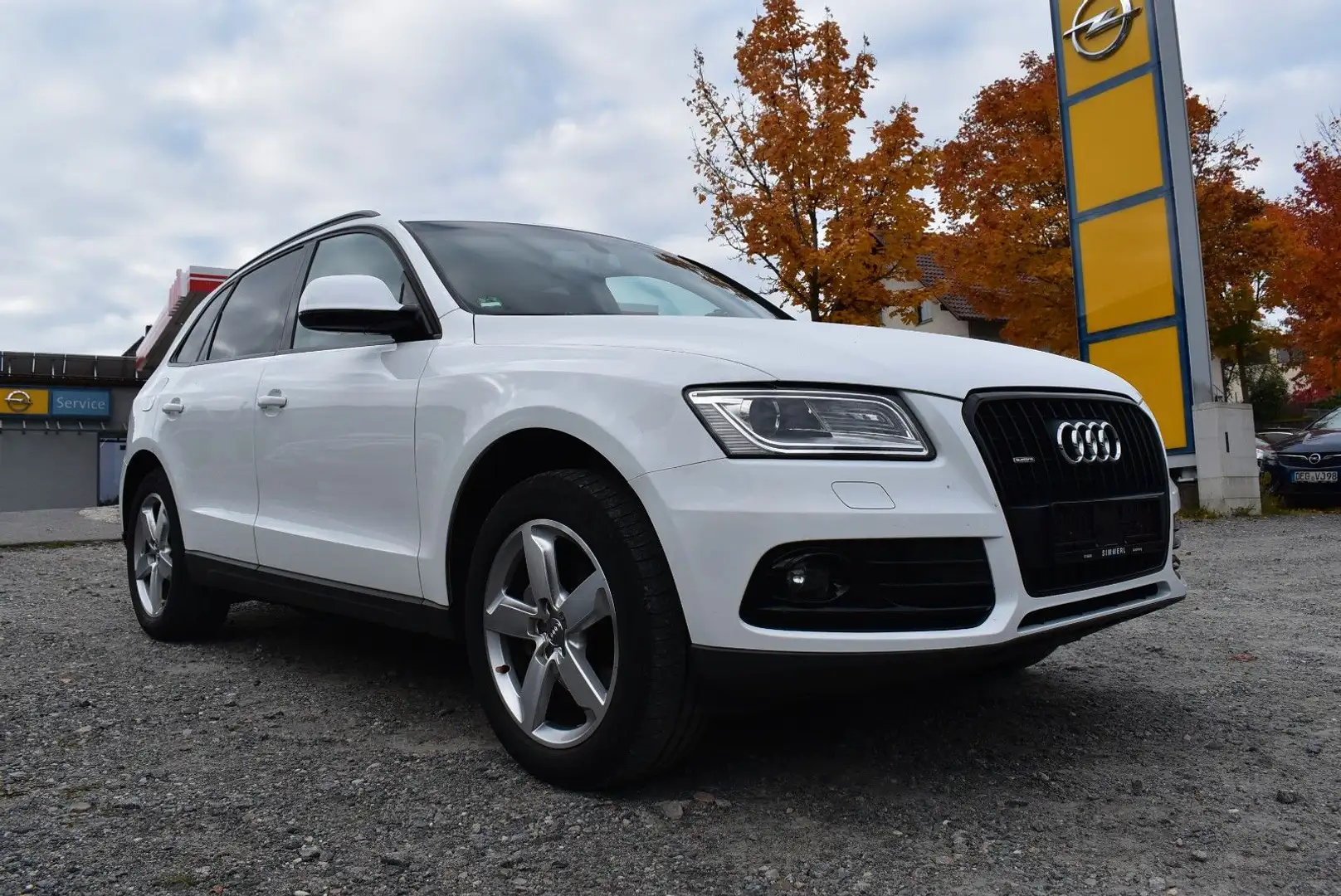 Audi Q5 2.0 TDI Quattro "1.Hand/Xenon/SHZ/PDC" Bianco - 2