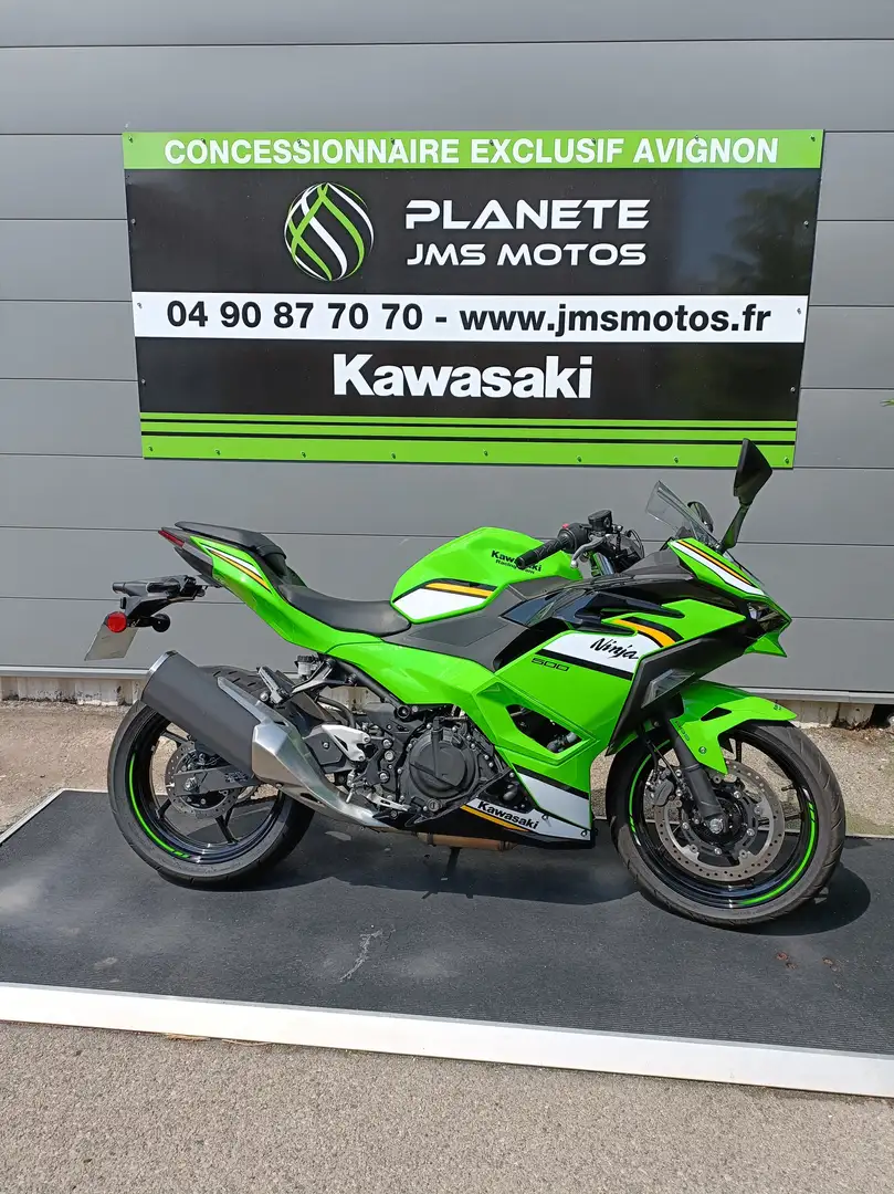 Kawasaki Ninja 500 SE Grün - 1