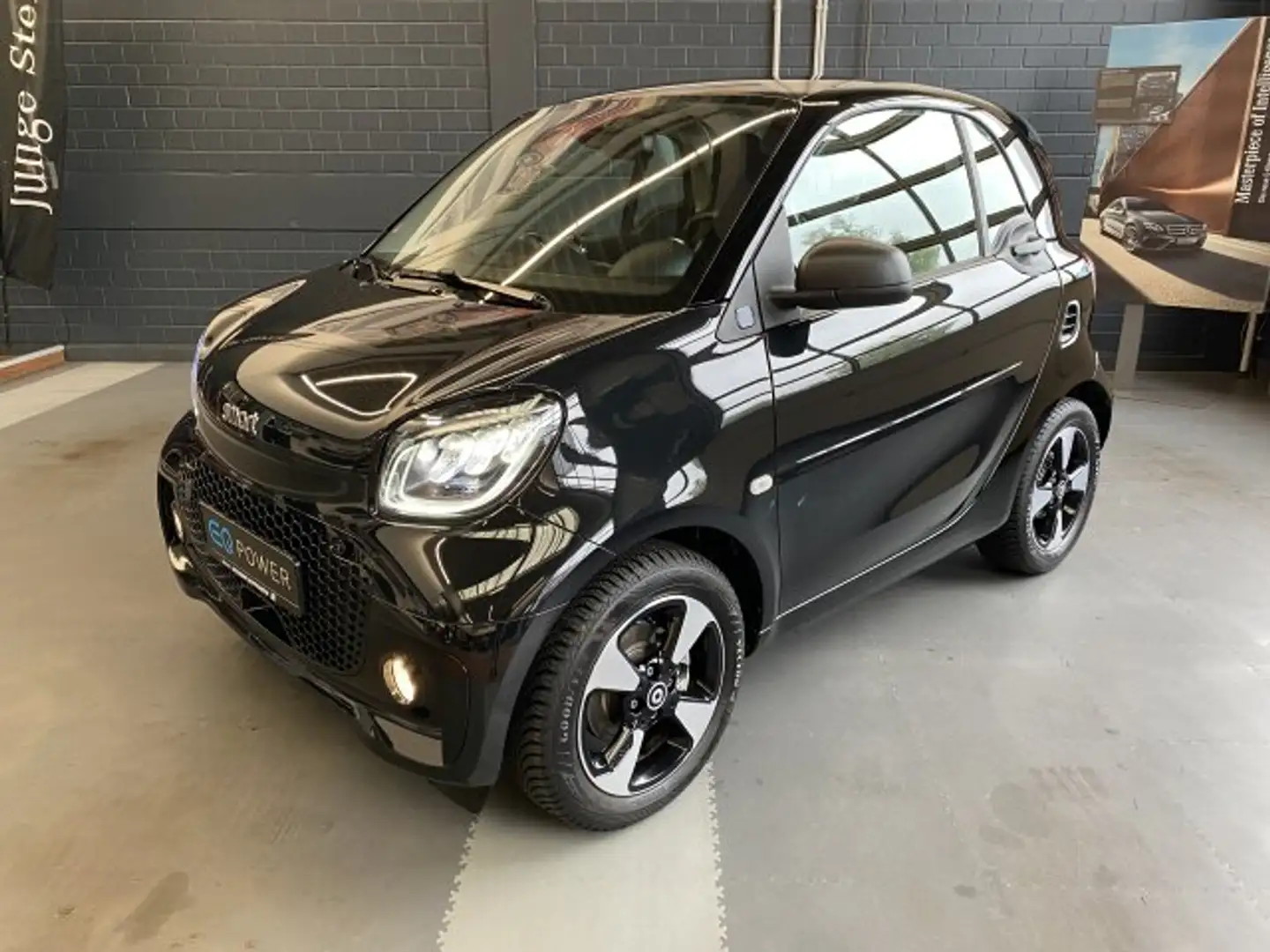 smart forTwo EQ fortwo Exclusive passion LED Kamera Ambiente BC Schwarz - 2