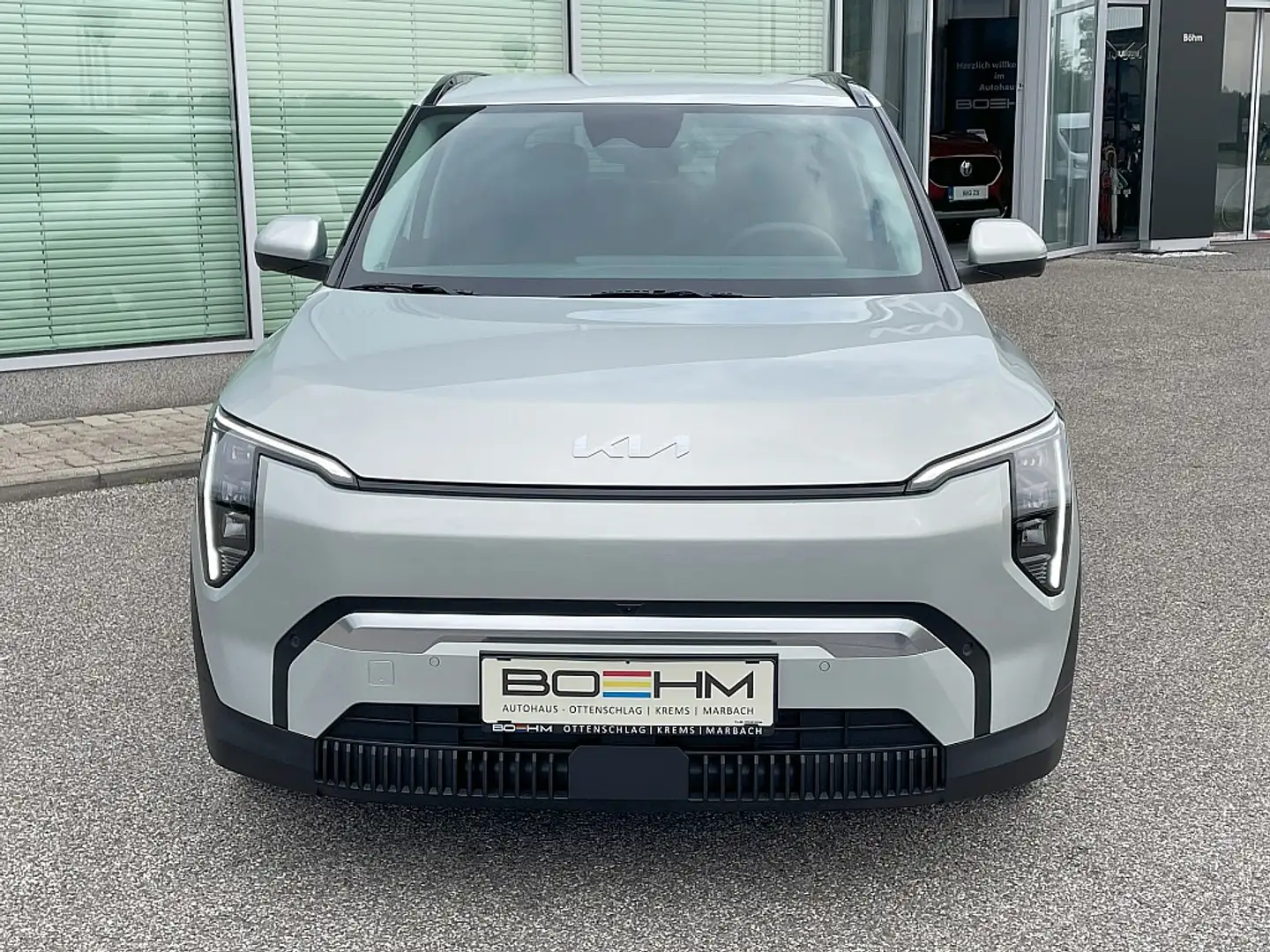 Kia EV3 FWD 81,4kWh Long Range Earth plus Silber - 2
