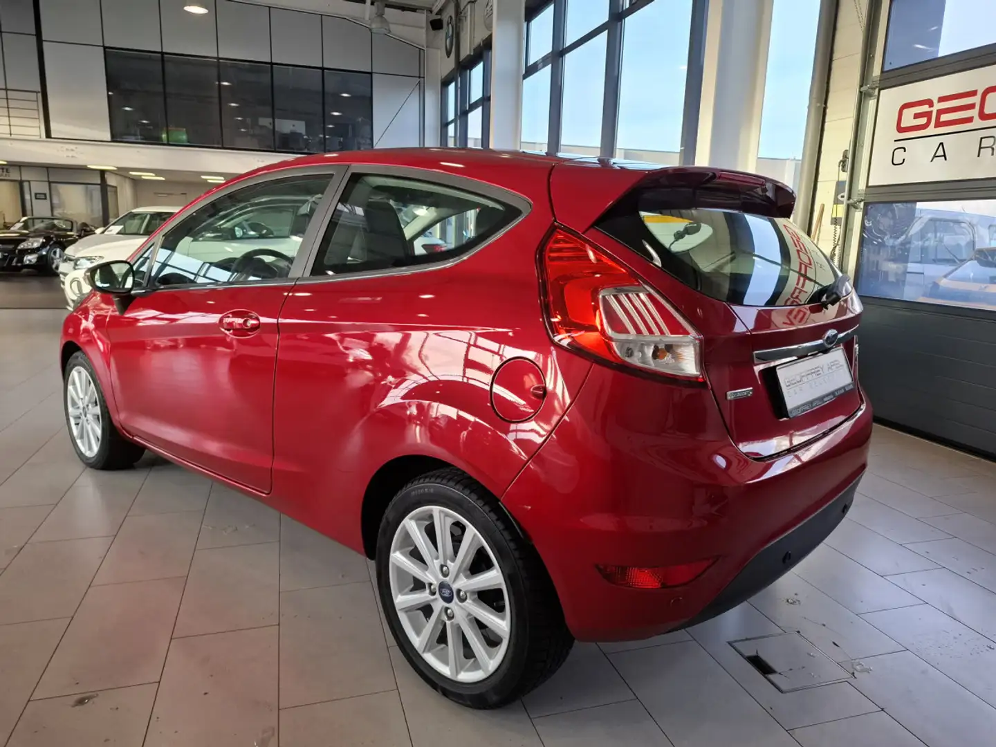 Ford Fiesta 1.0 ECOBOOST 100 TITANIUM, B.AUTO, CAMERA, NAVI, B Rouge - 2