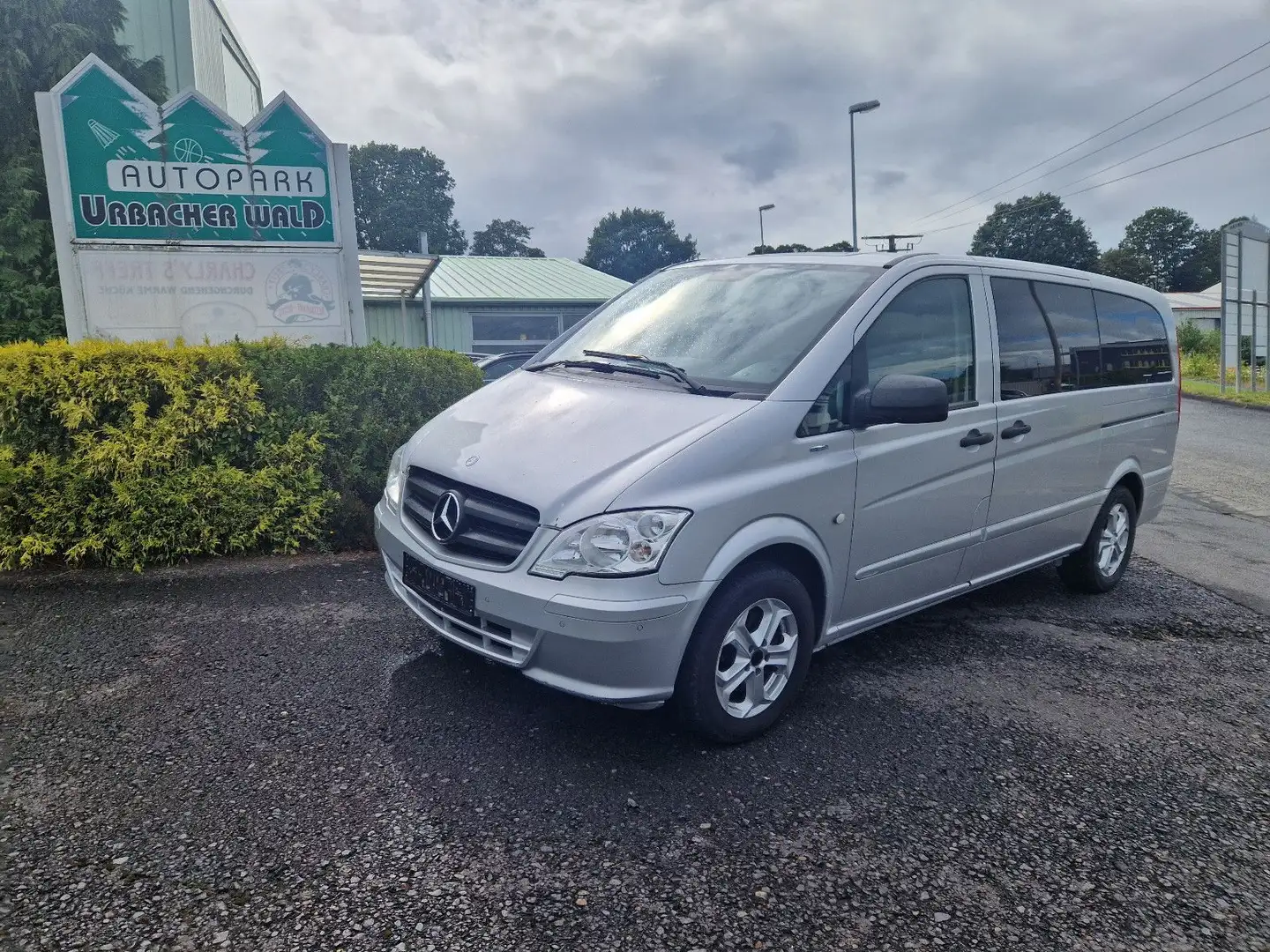 Mercedes-Benz Vito 116 CDI Vito lang 2x Schiebetüren Plateado - 1