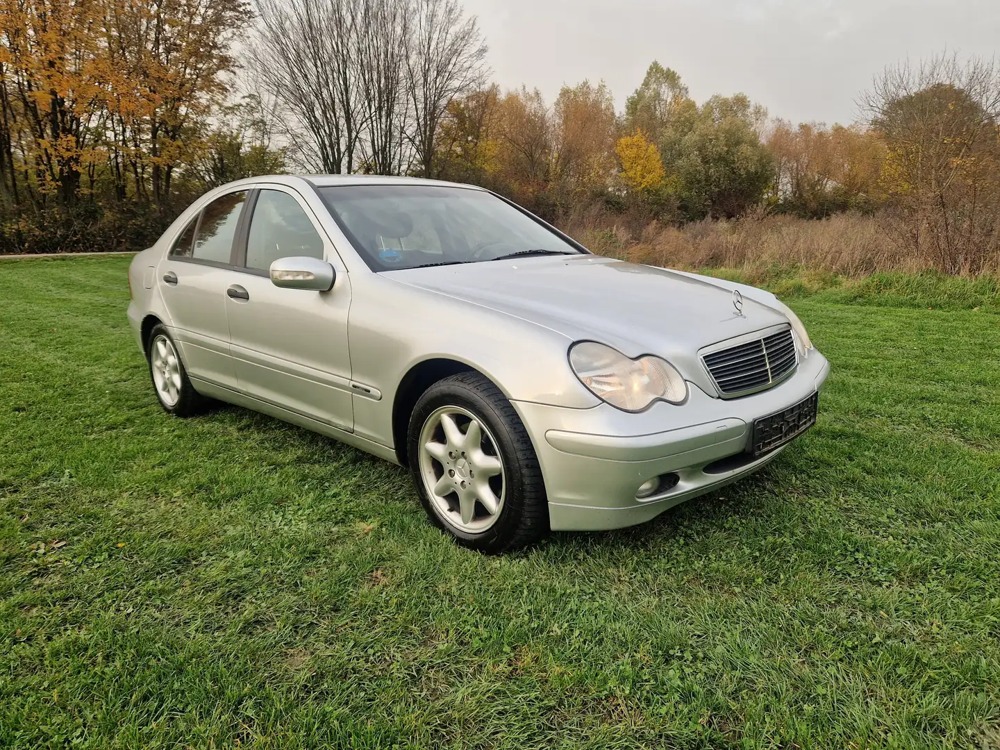 Mercedes-Benz C 200 C-Klasse 200 CDI ,Klima,TÜV,Automatik,Alu,ZV Silber - 2