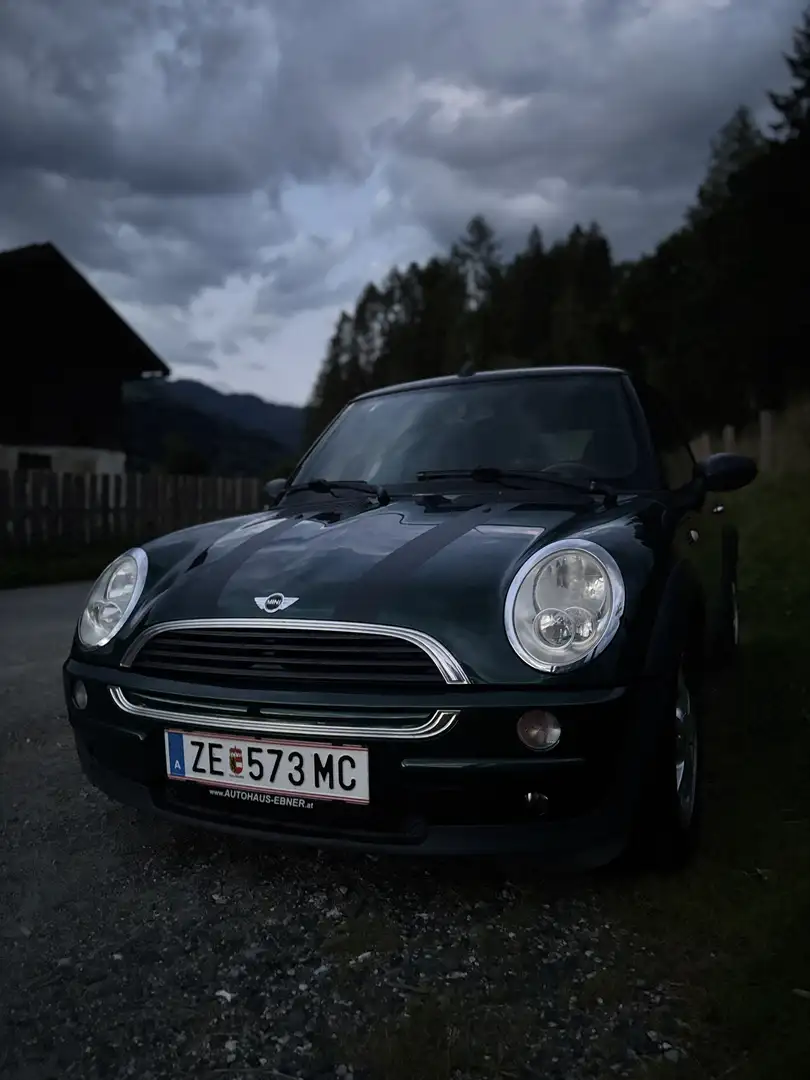 MINI One Cabrio Sidewalk - 1