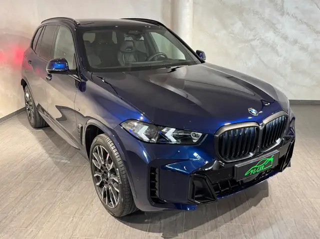 BMW X5 view 8