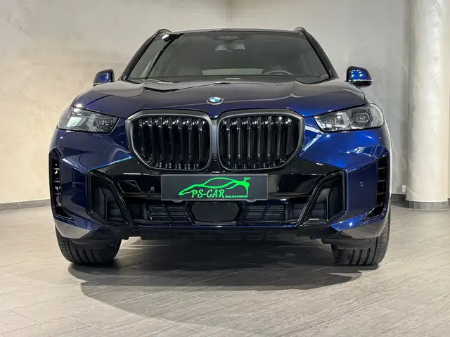 BMW X5 view 5