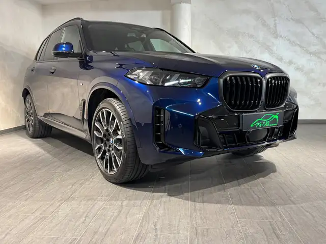 BMW X5 view 6