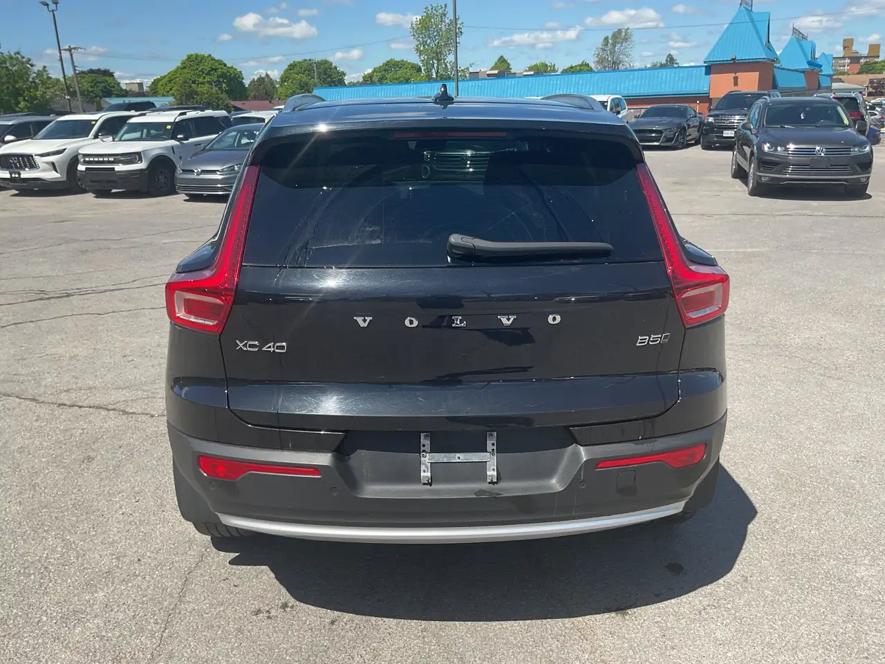 Volvo XC40 photo Volvo XC40