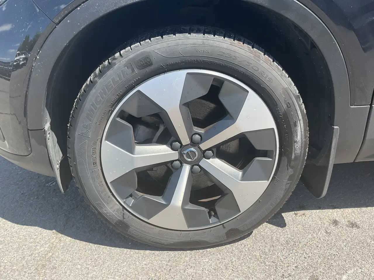 Volvo XC40 photo Volvo XC40