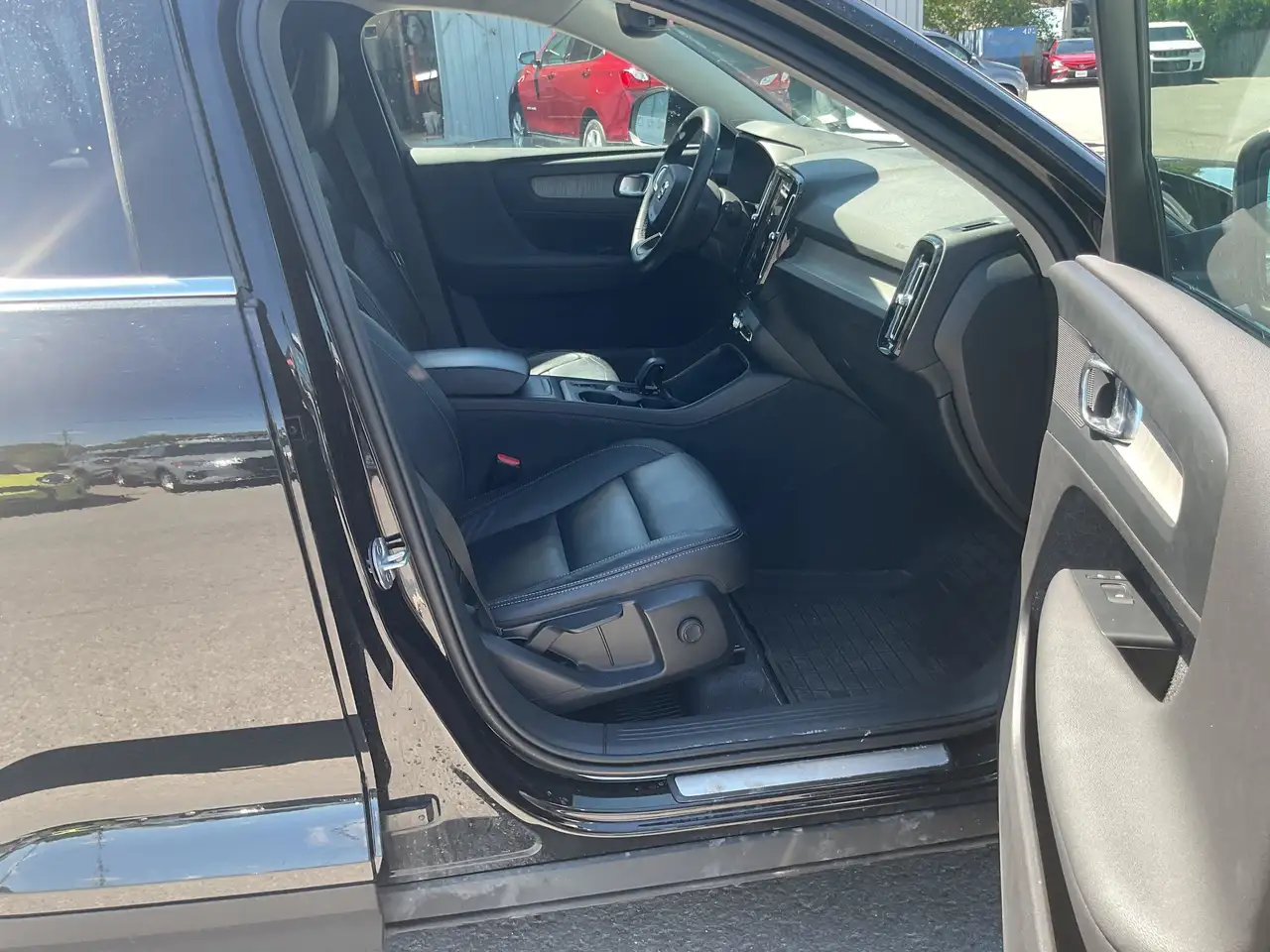 Volvo XC40 photo Volvo XC40