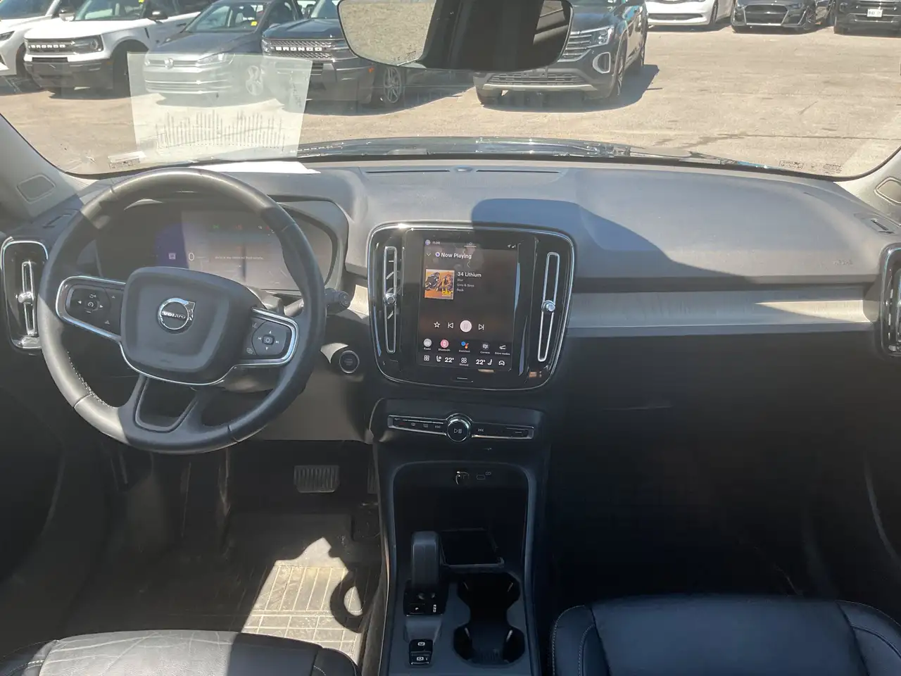 Volvo XC40 photo Volvo XC40