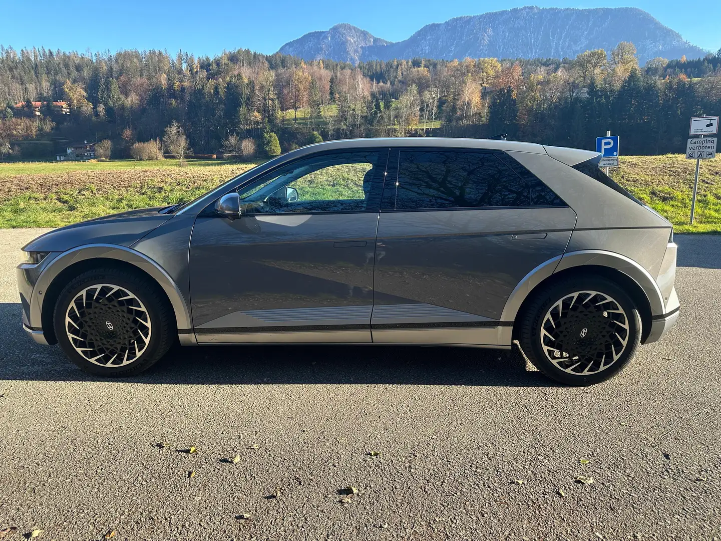 Hyundai IONIQ 5 Ioniq 5 Elektro 73kWh Top Line Long Range AWD Aut. Top Line Grau - 2