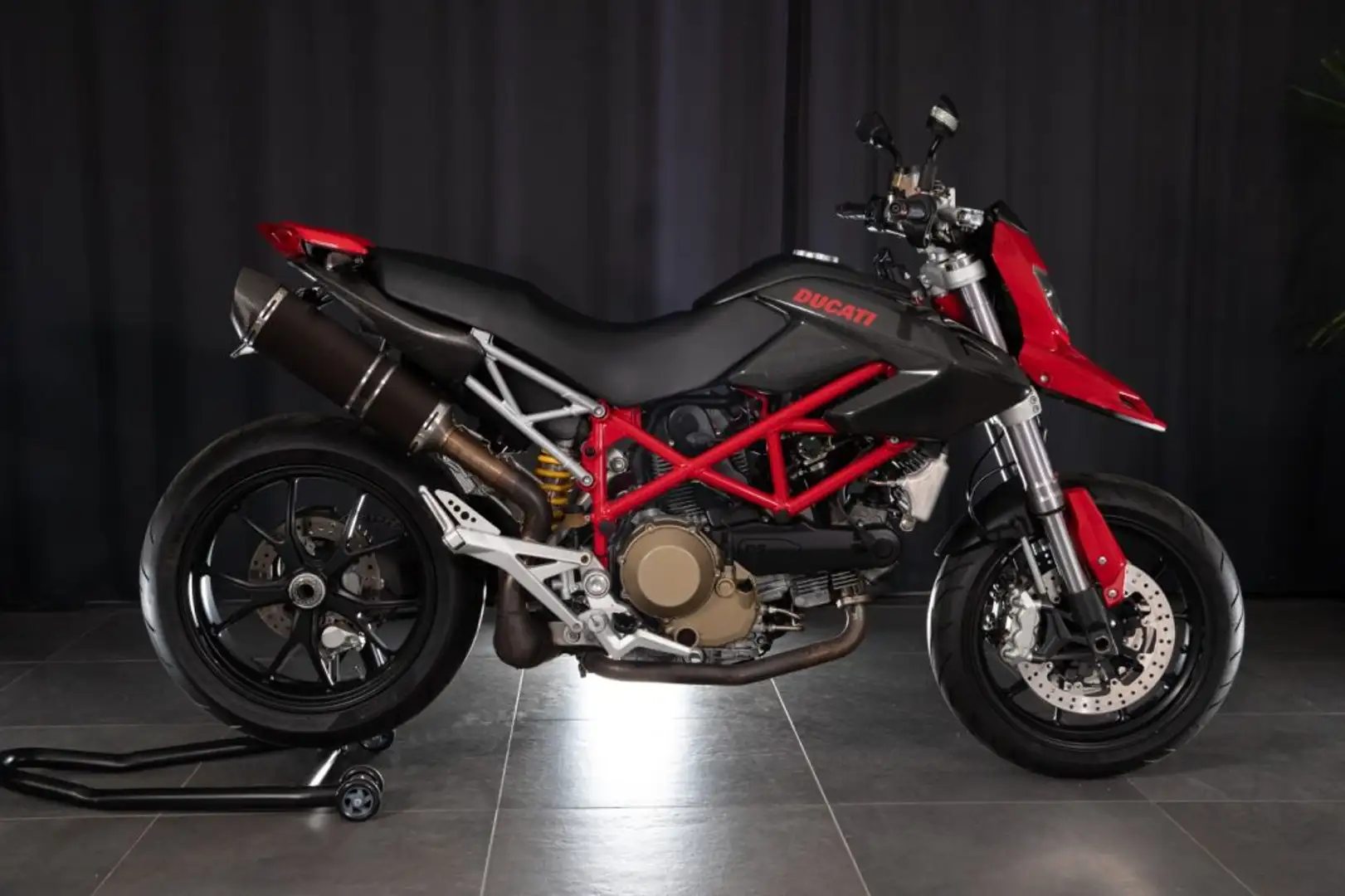 Ducati Hypermotard 1100 TAGLIANDO COMPLETO APPENA ESEGUITO Rosso - 1