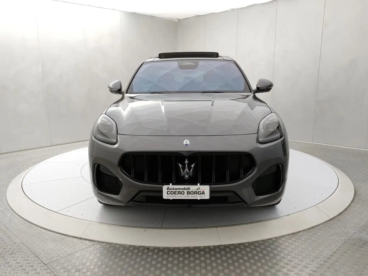Maserati Grecale 2.0 MHEV Modena Gris - 2