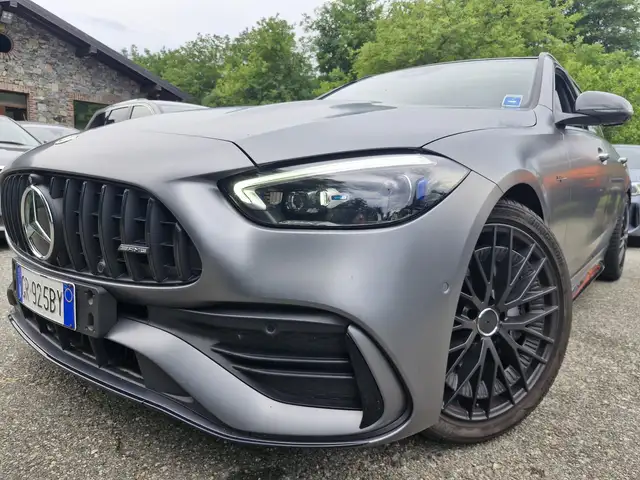 Mercedes-Benz C-Class view 2