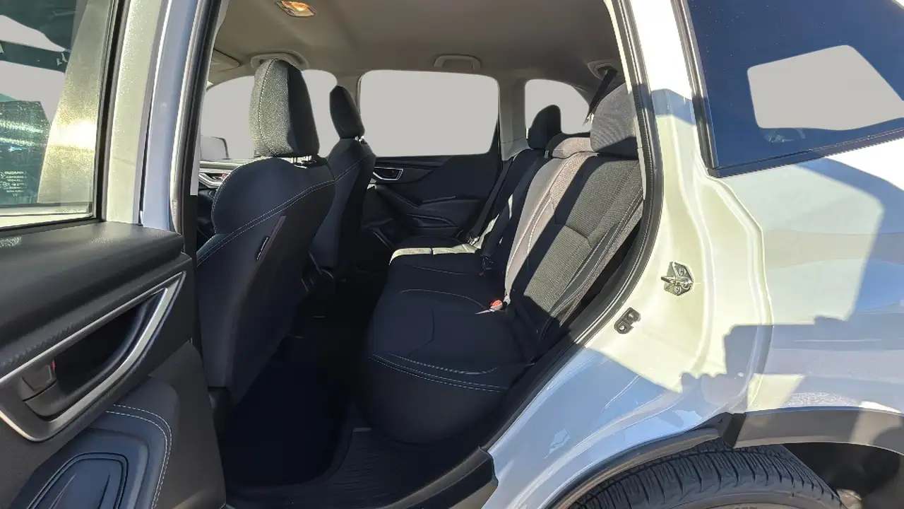 Subaru Forester снимка Subaru Forester