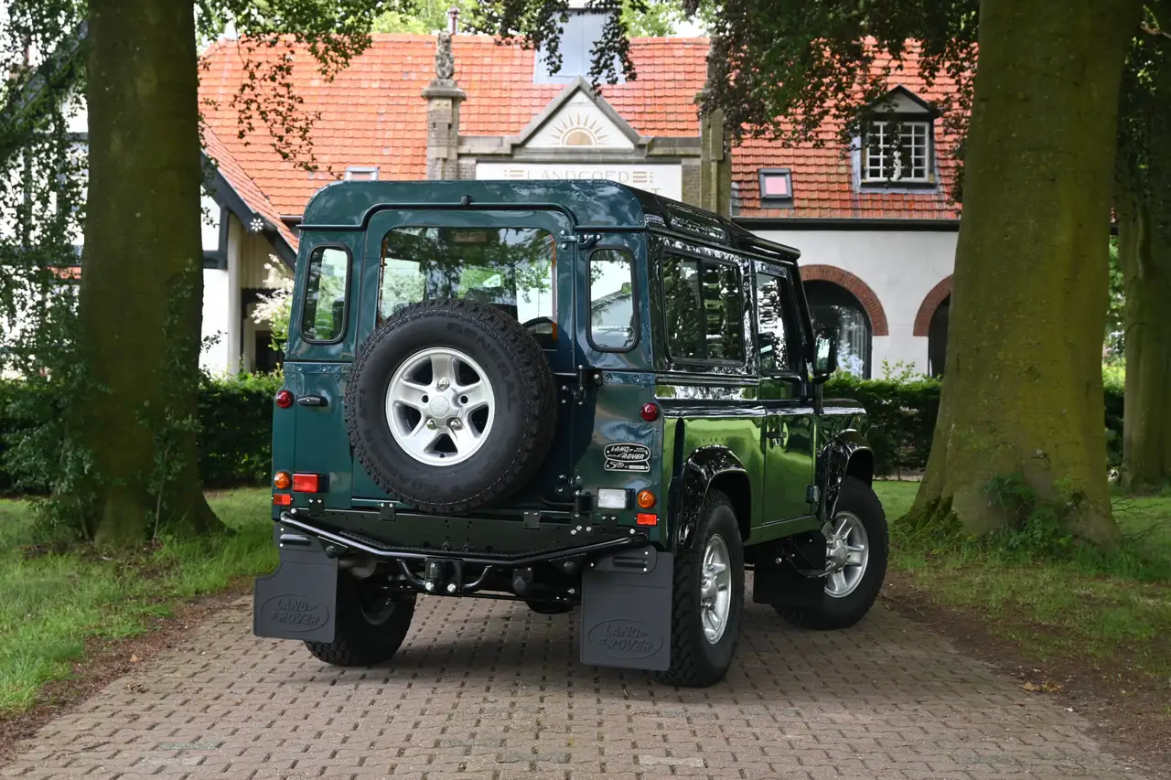 Land Rover Defender 3.9 90 50th Anniversary NL001, foto 3
