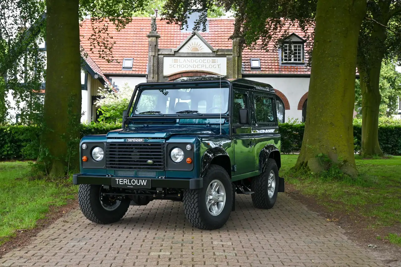 Land Rover Defender 3.9 90 50th Anniversary NL001, foto 1