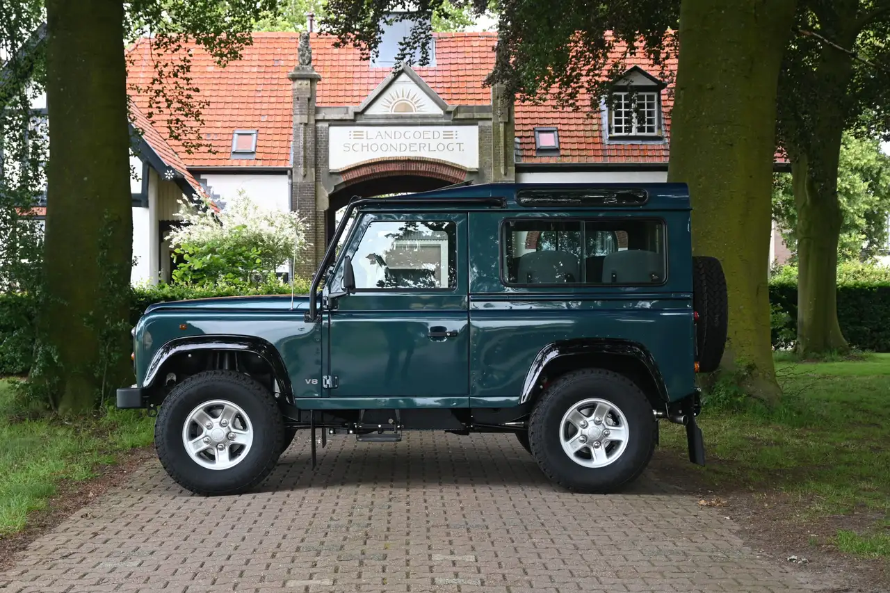 Land Rover Defender 3.9 90 50th Anniversary NL001, foto 9