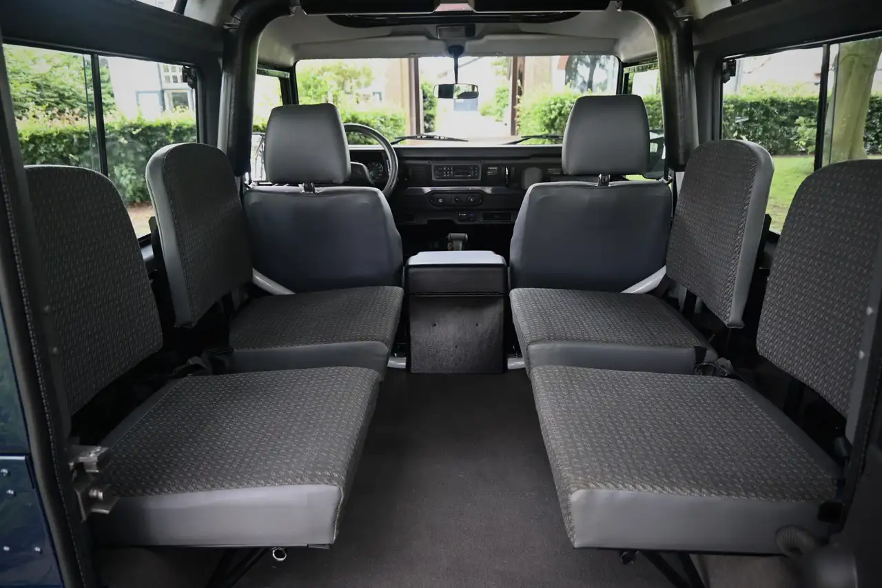 Land Rover Defender 3.9 90 50th Anniversary NL001, foto 7